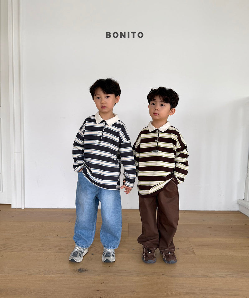 Stripe Collar Tee model 1