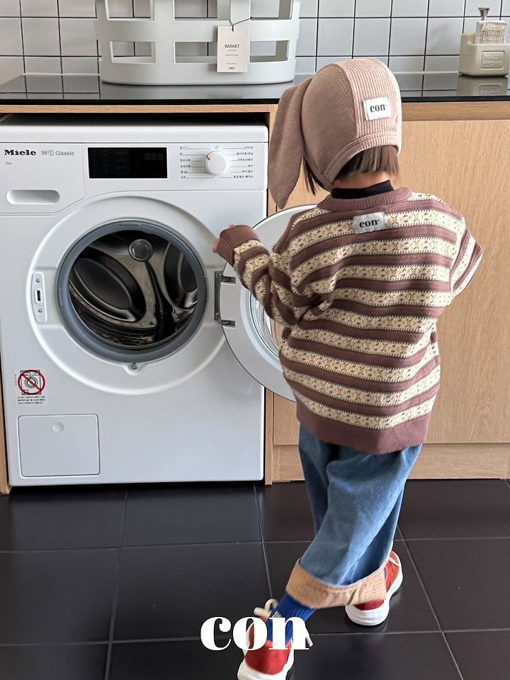 con wash roll-up denim