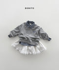Cropped Lace Skirt×V-neck Sweatshirt×Check Shirt