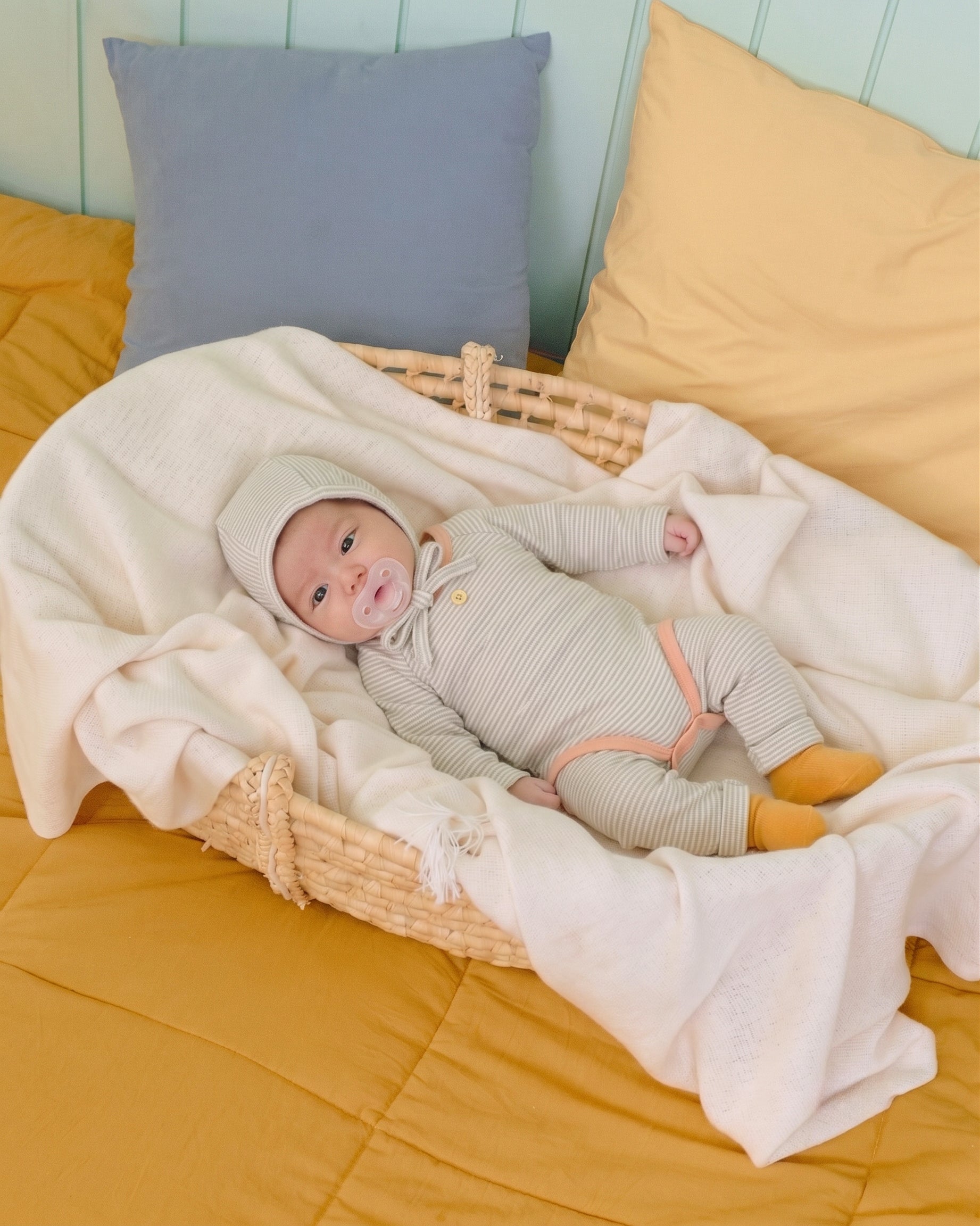 Oott Bebe Vanilla Latte Suit