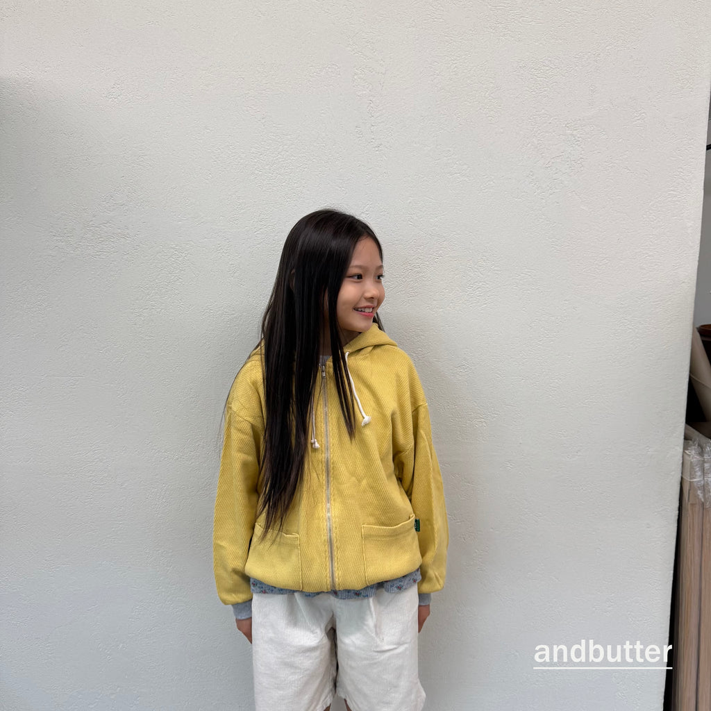 andbutter Heart Corduroy Shorts