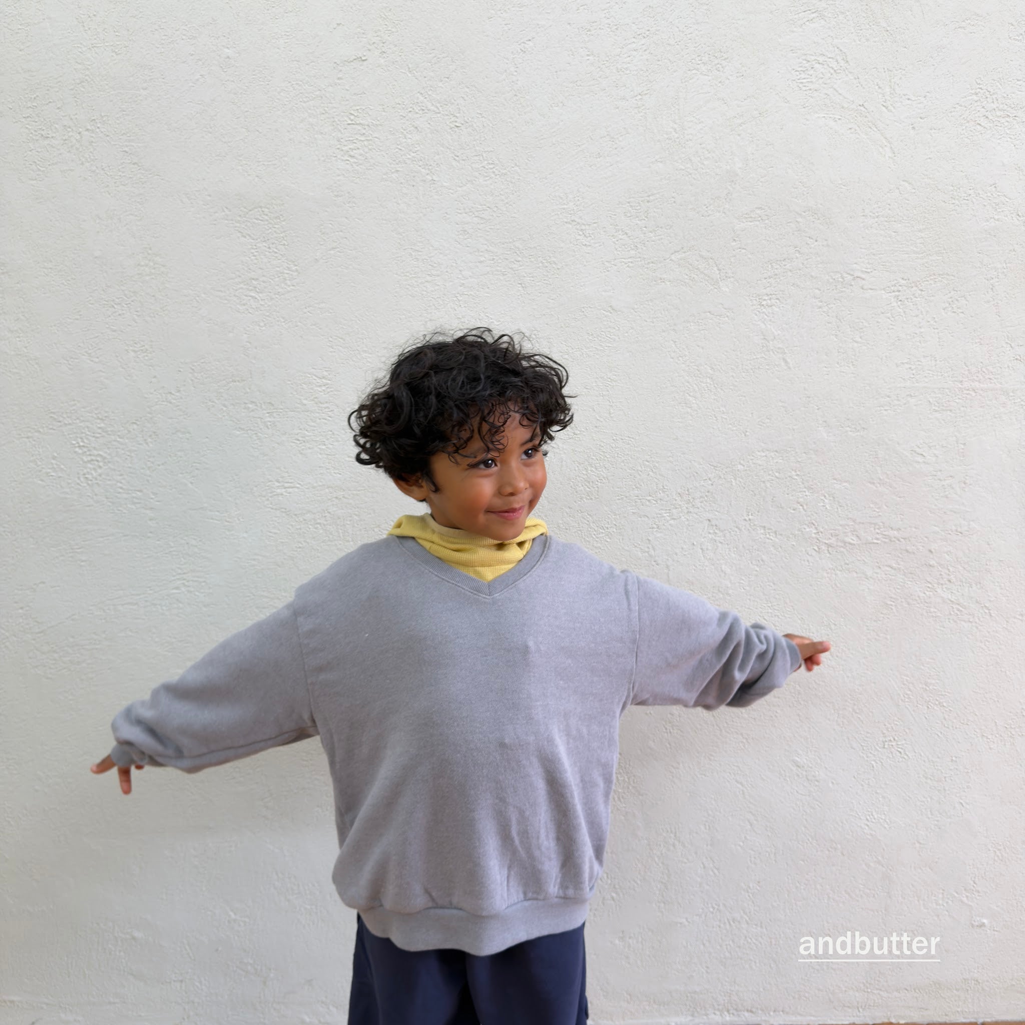 andbutter Soft V-Neck Sweatshirt