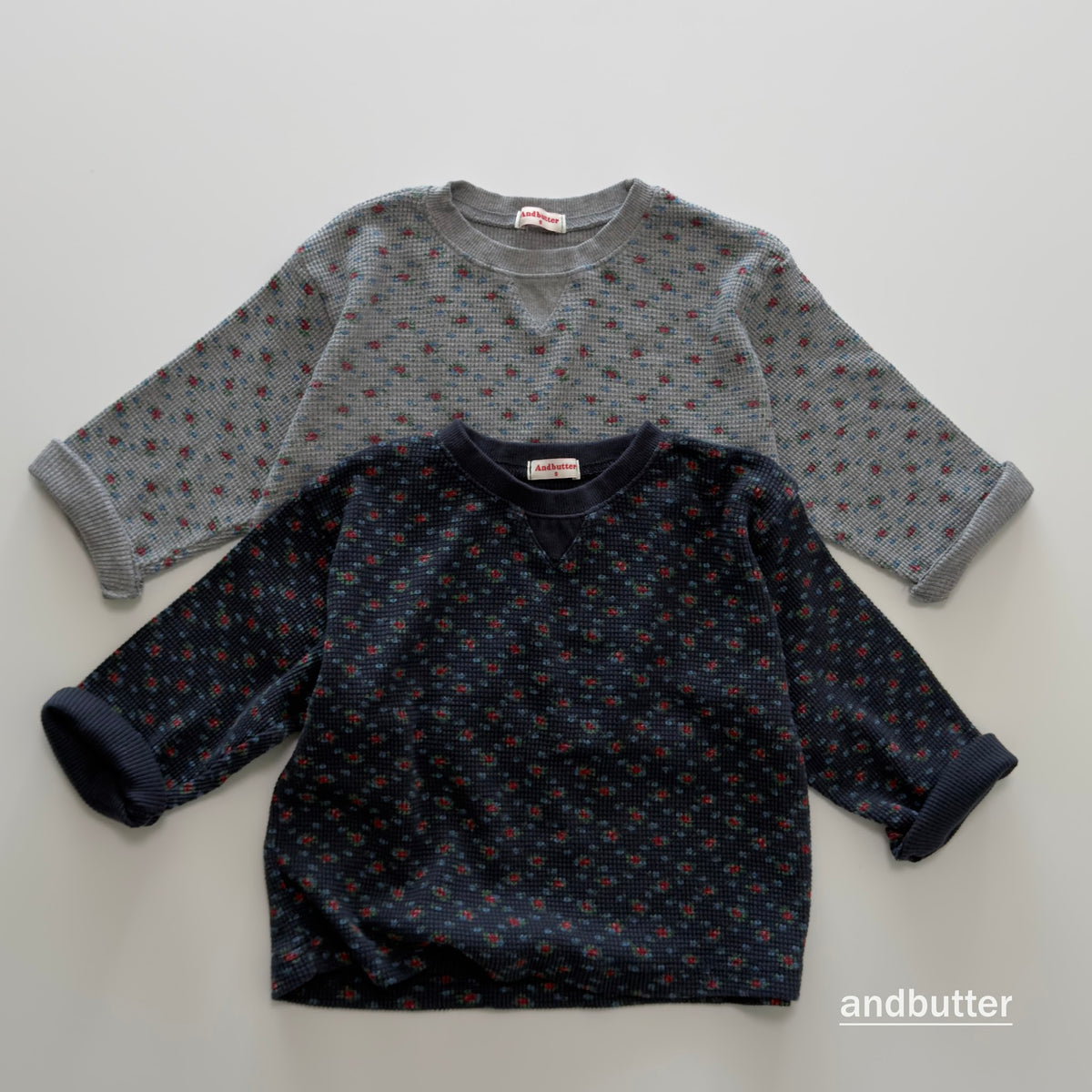 andbutter Cozy Flower T-Shirt