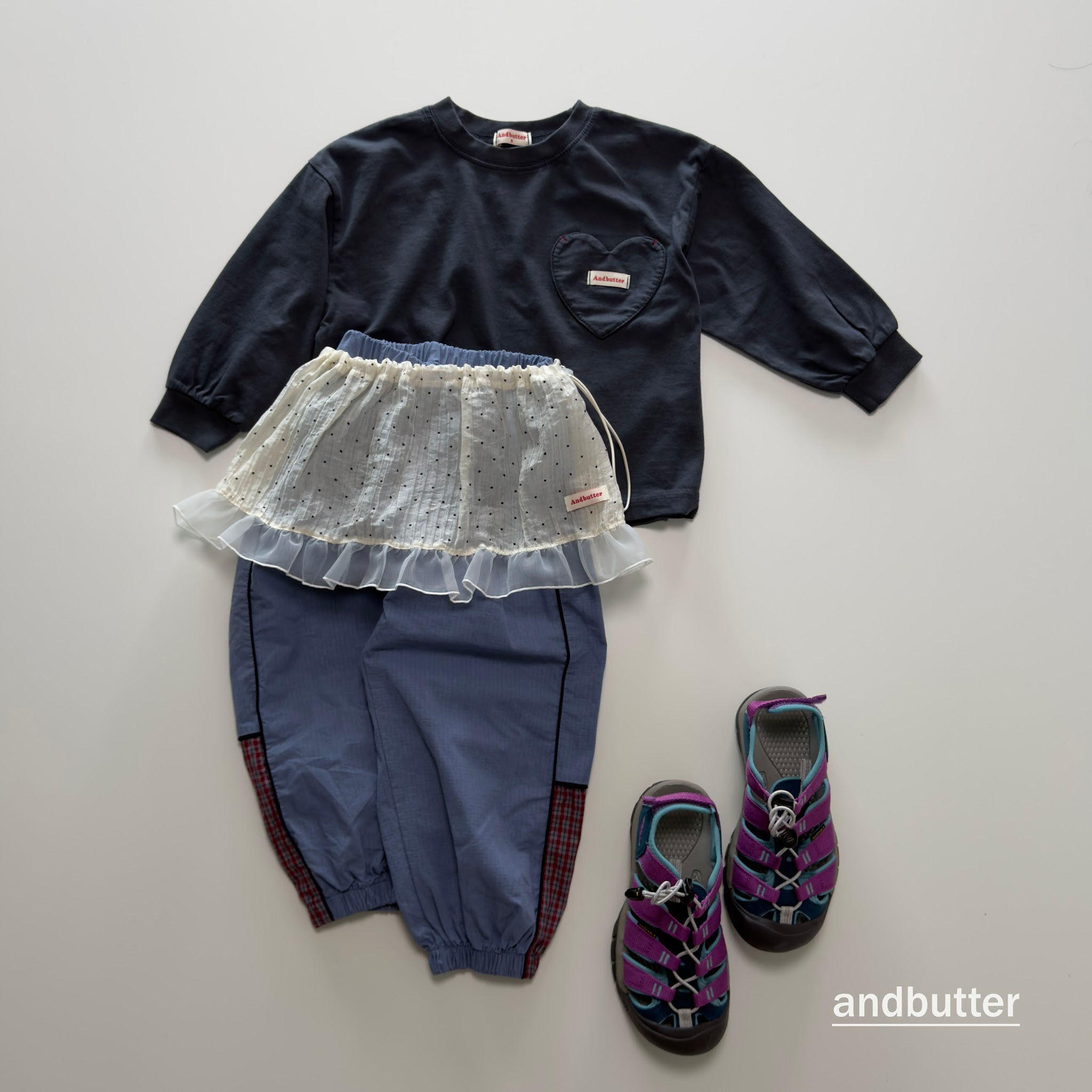 andbutter Autumn Pocket T-Shirt