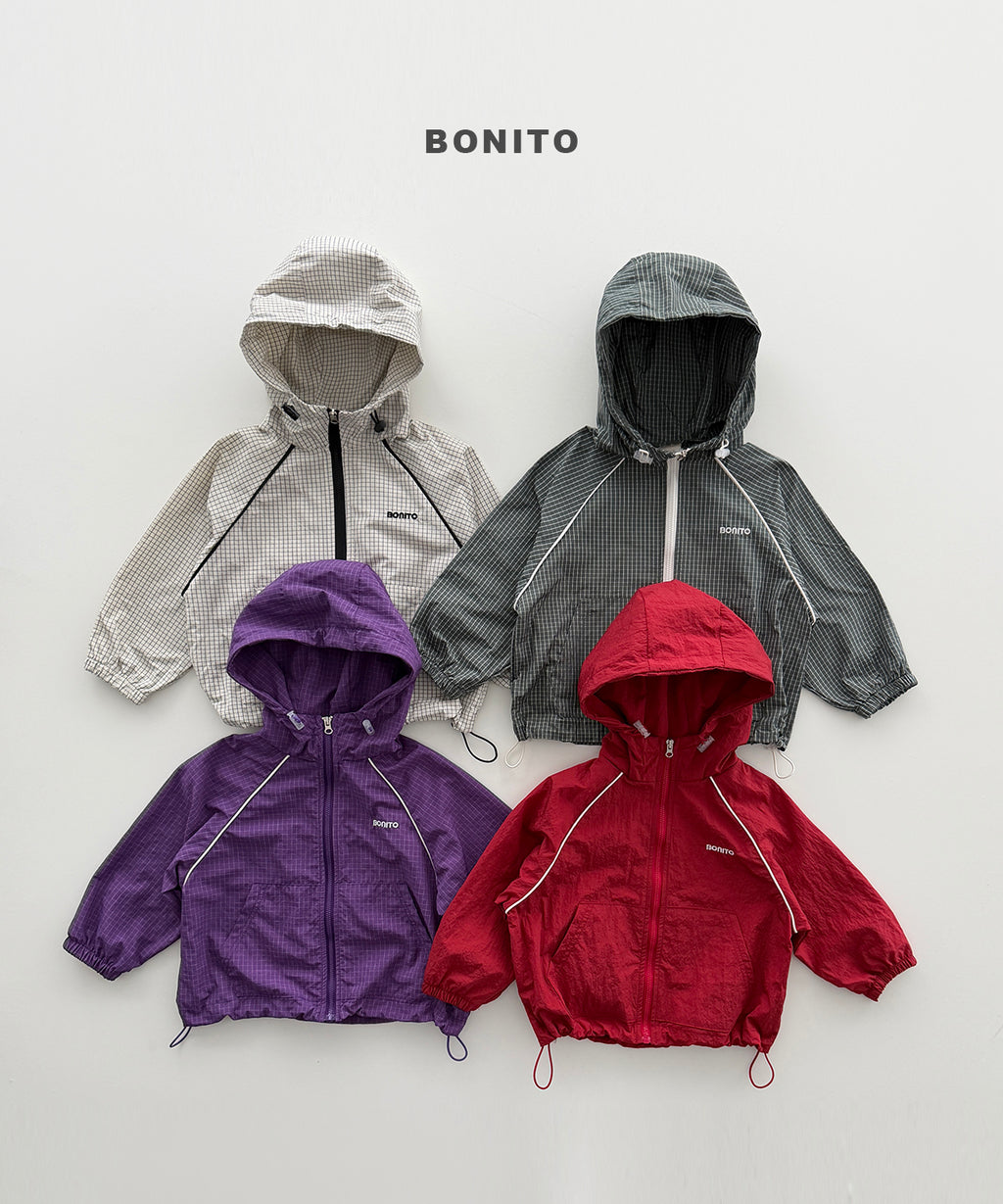 Check Piping Windbreaker