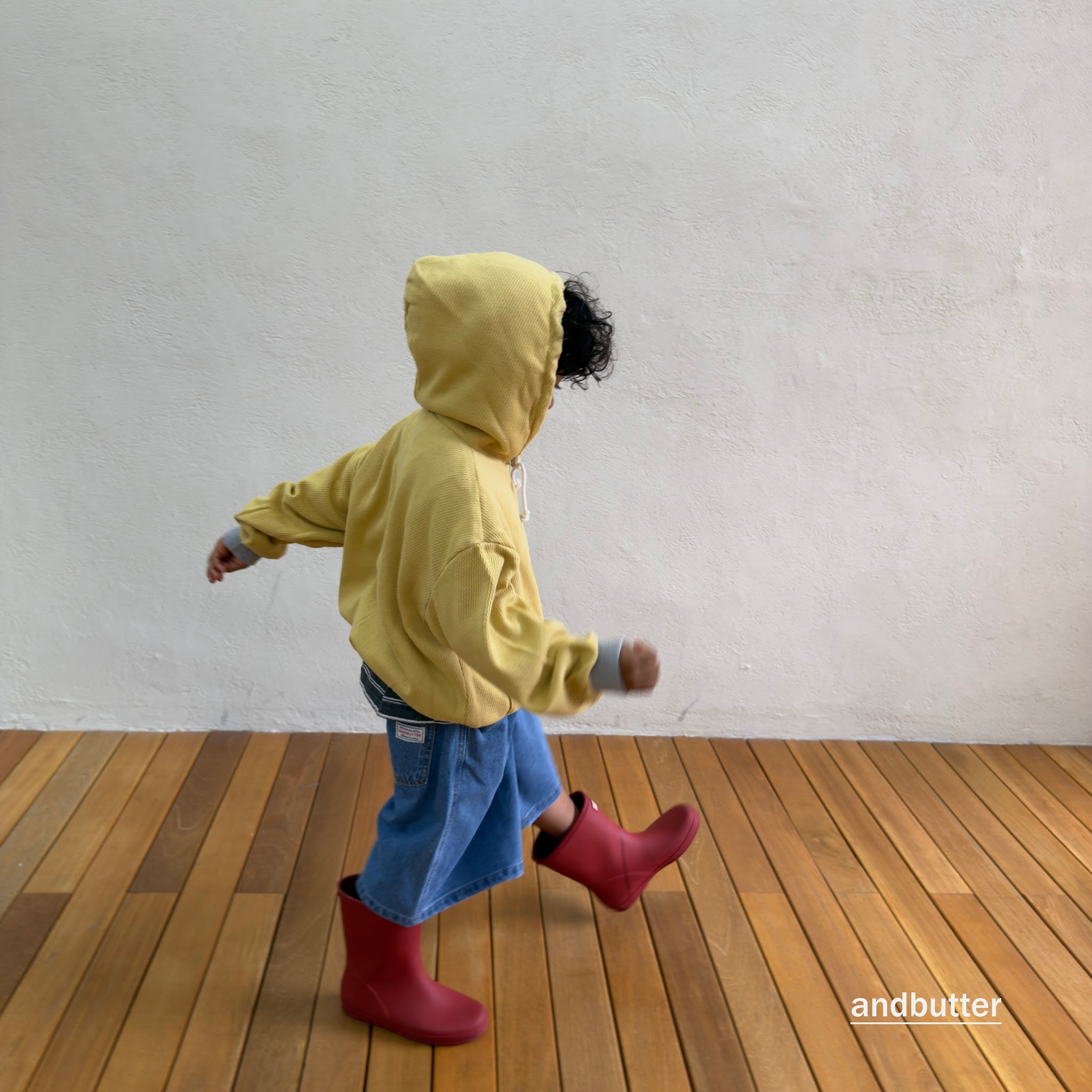 andbutter Pocket Zip-Up Hoodie