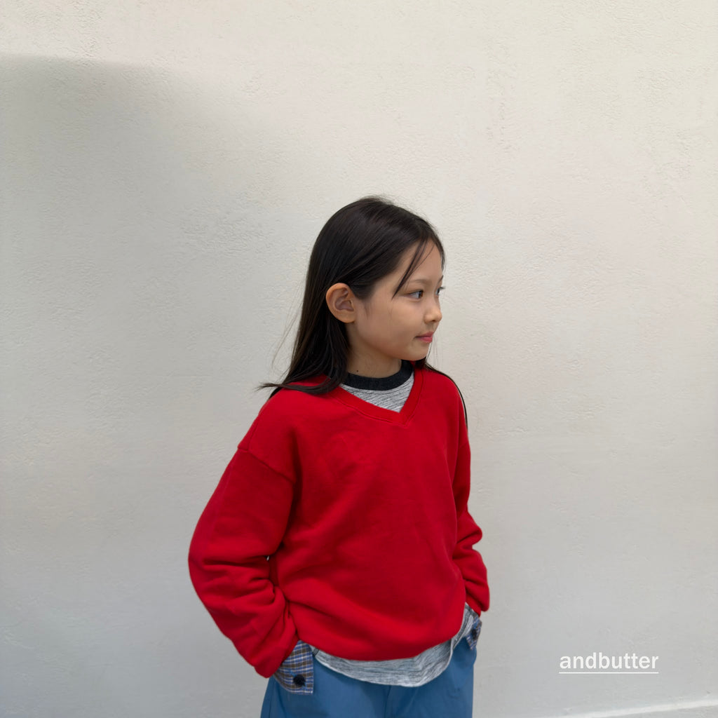 andbutter Soft V-Neck Sweatshirt