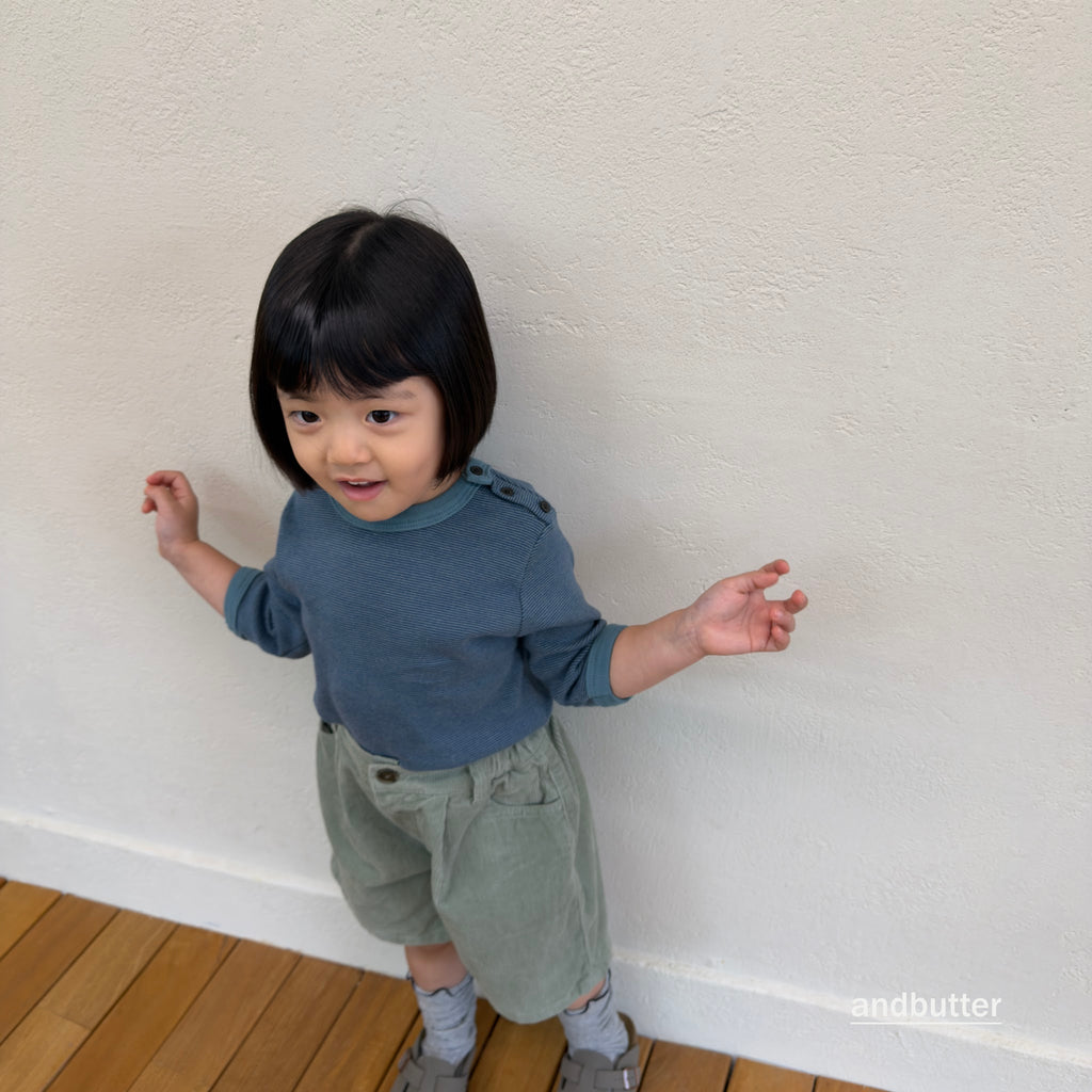 andbutter Heart Corduroy Shorts