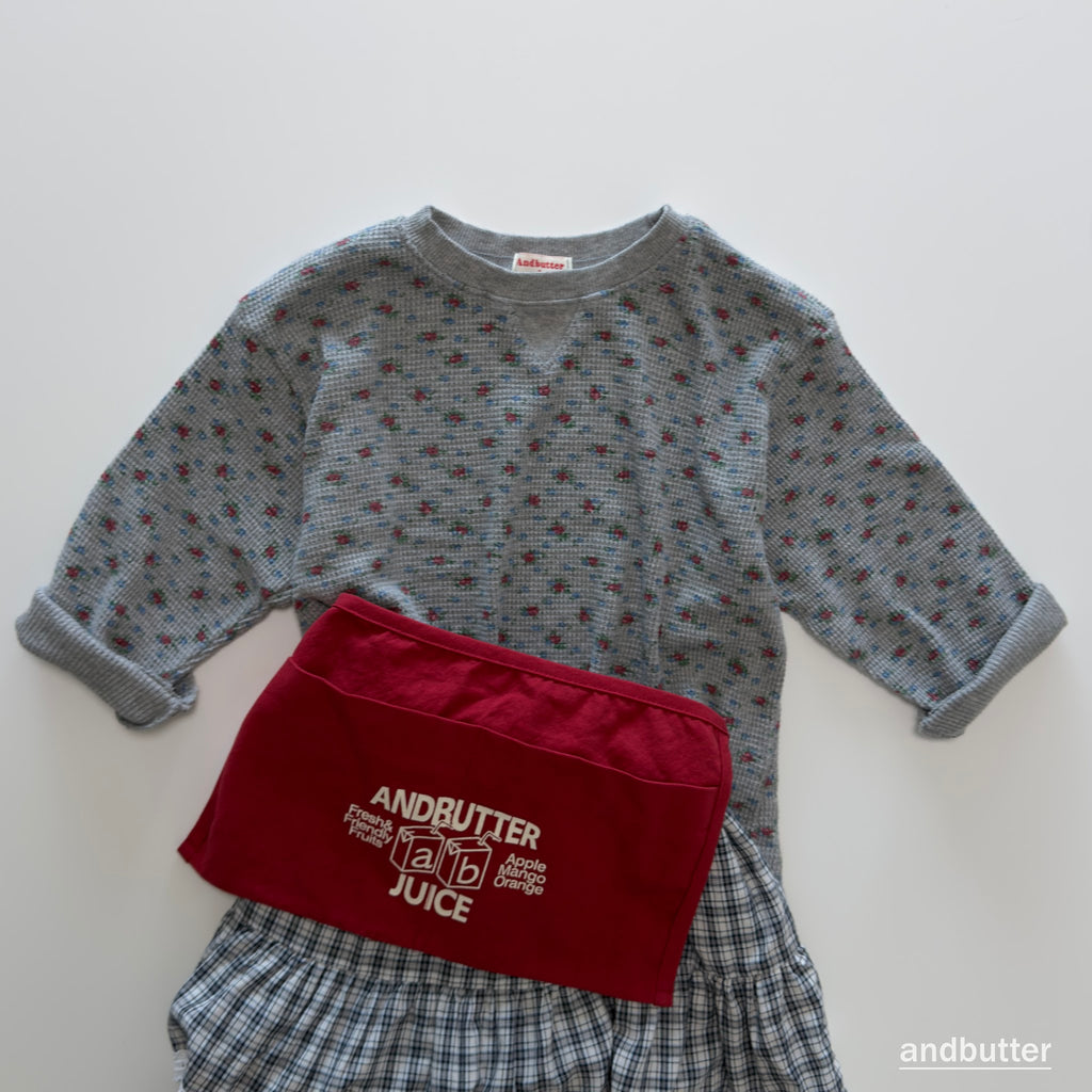 andbutter Cozy Flower T-Shirt