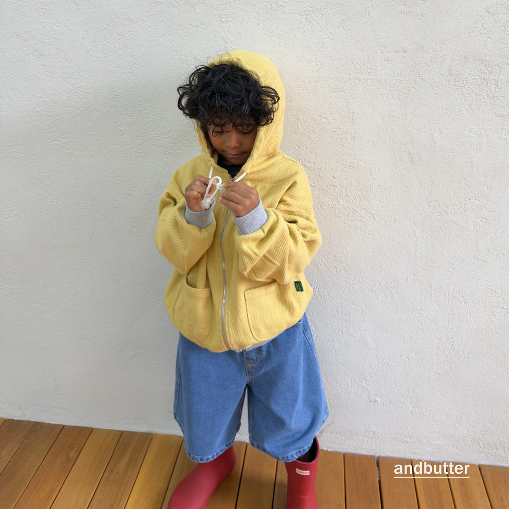 andbutter Pocket Zip-Up Hoodie