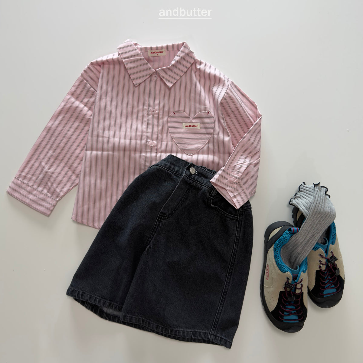 andbutter Macaron Heart Shirt