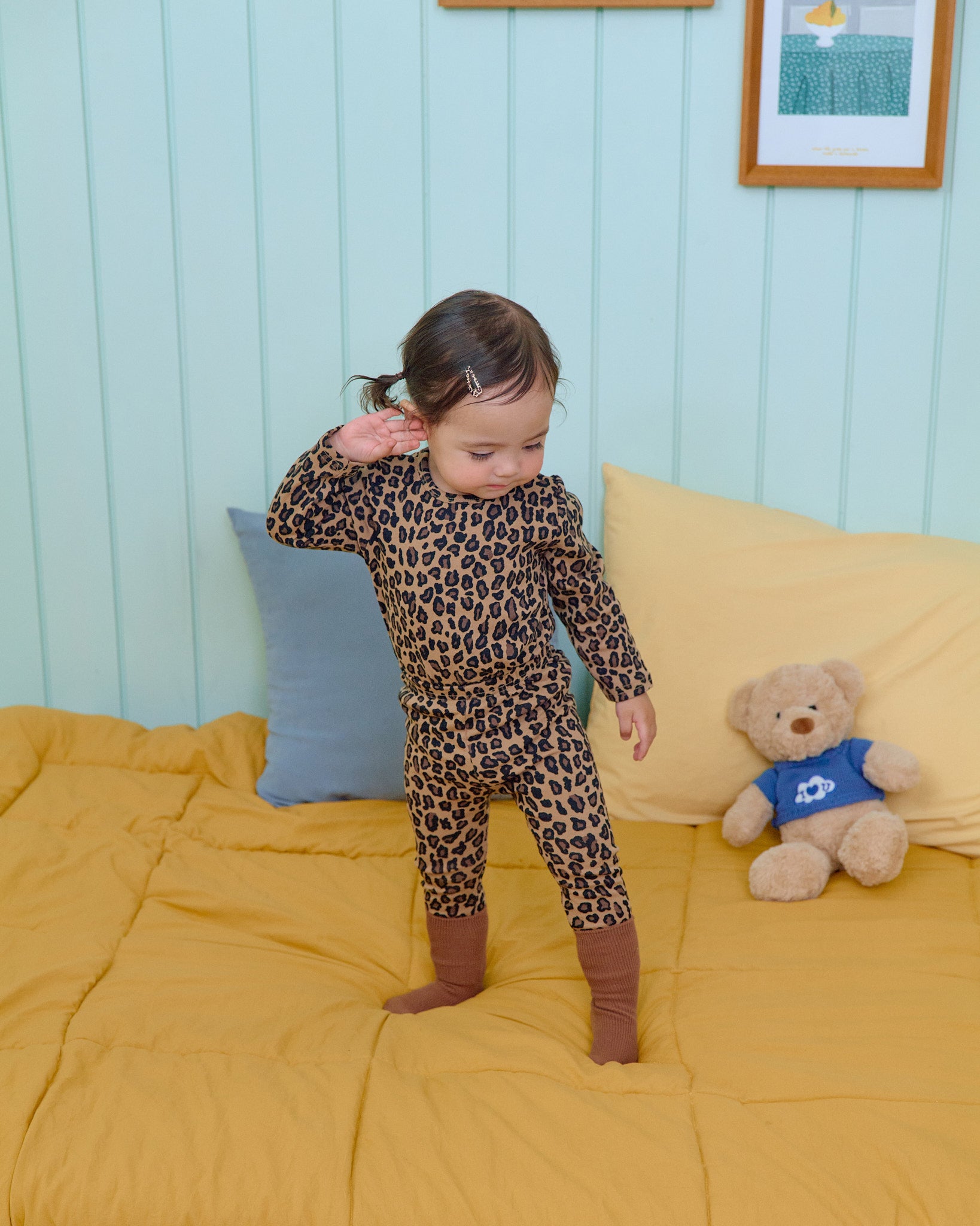 Oott Bebe Little Hoppy Loungewear