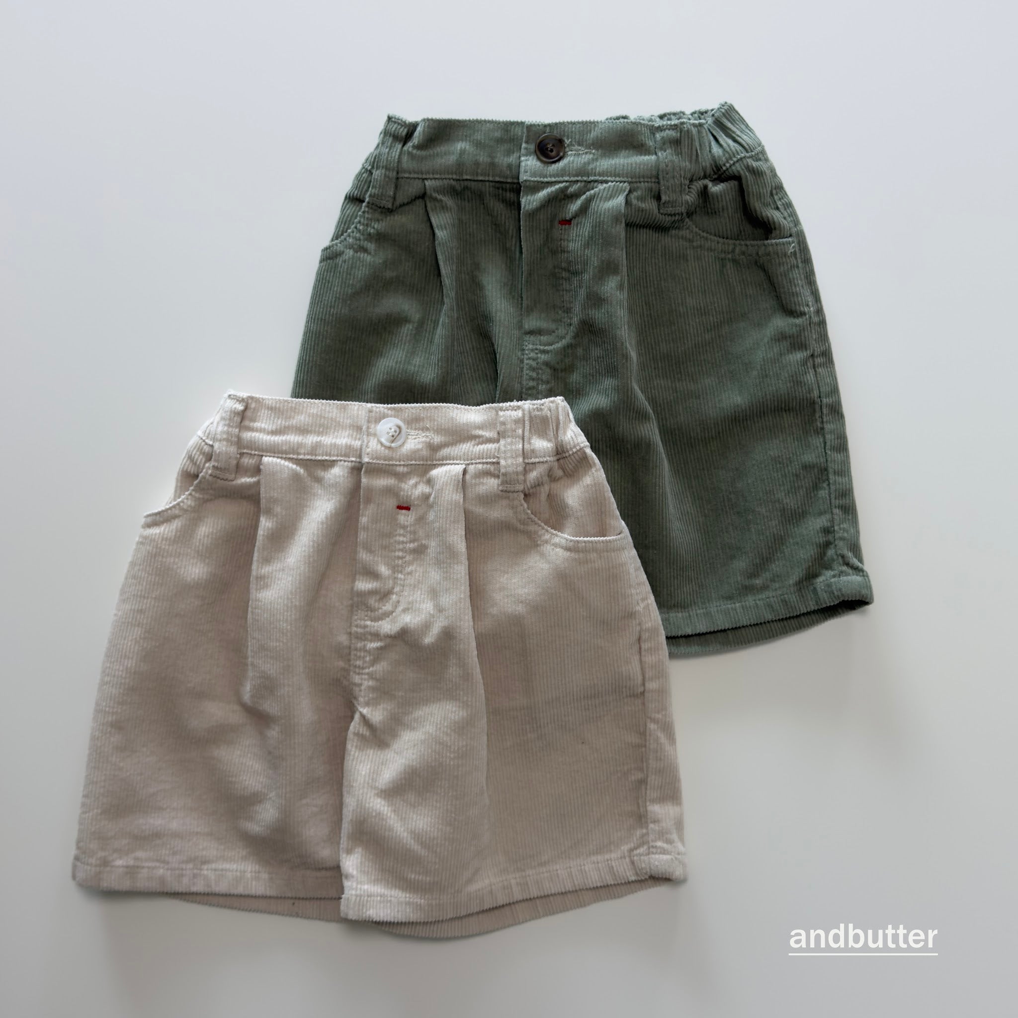 andbutter Heart Corduroy Shorts