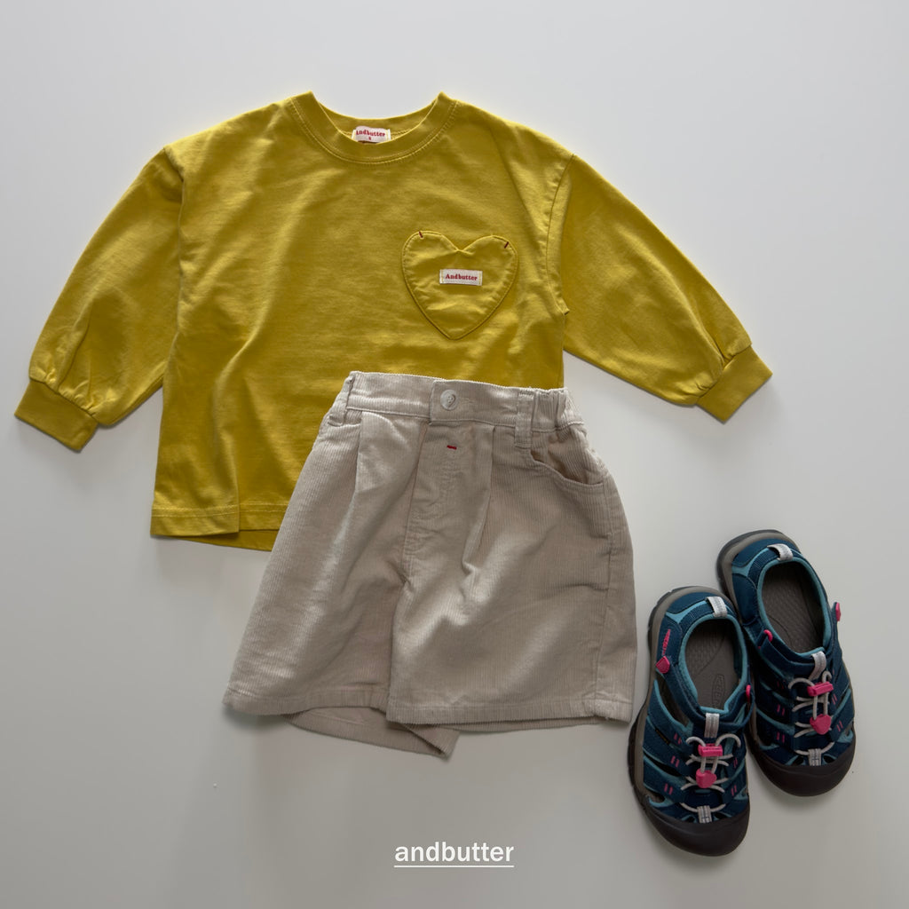 andbutter Heart Corduroy Shorts