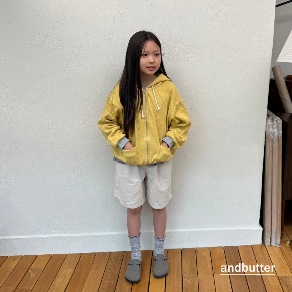 andbutter Heart Corduroy Shorts