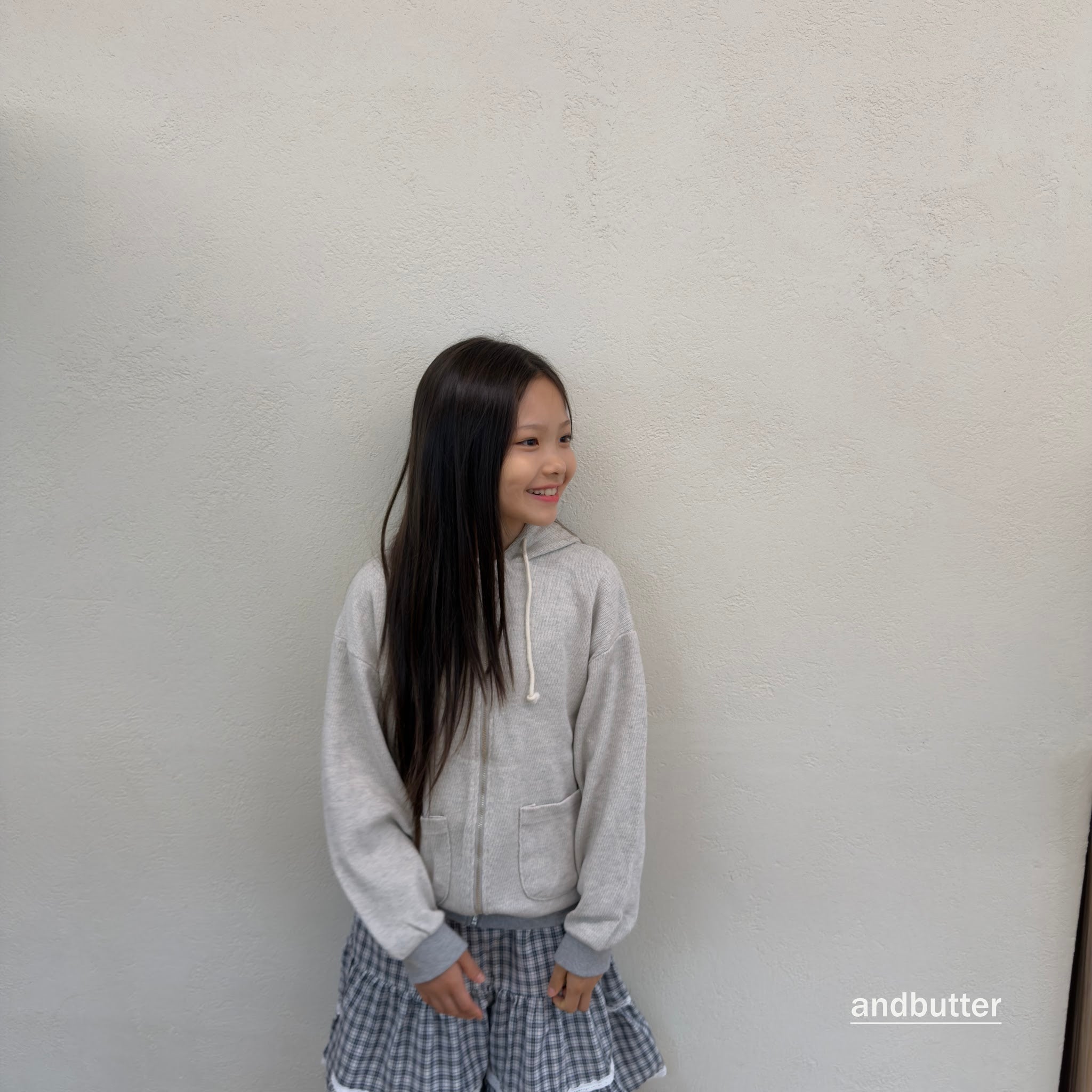 andbutter Pocket Zip-Up Hoodie