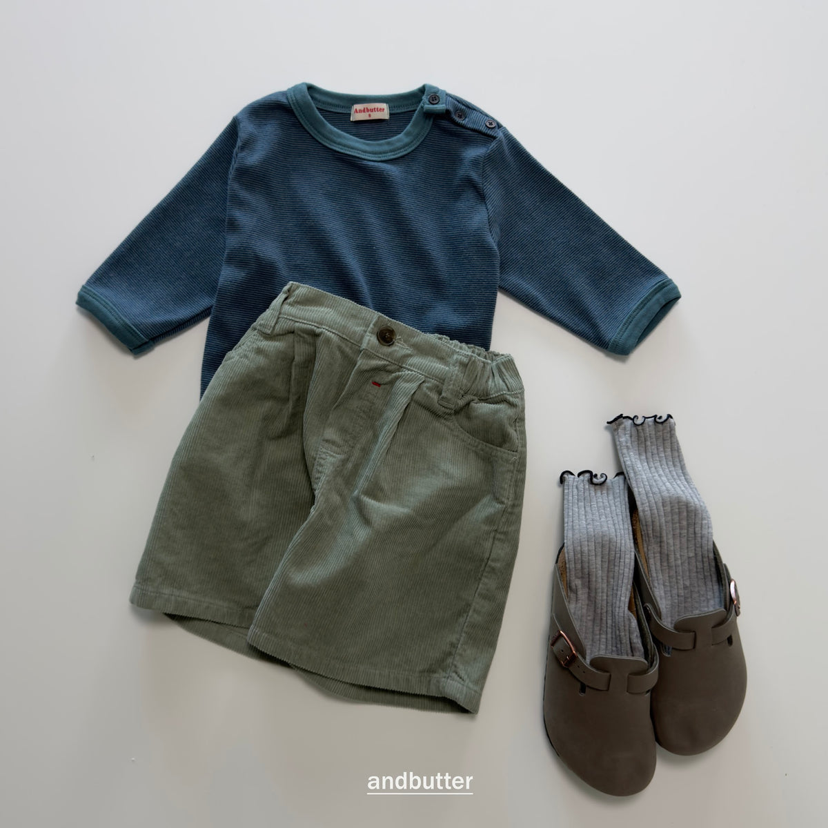 andbutter Heart Corduroy Shorts