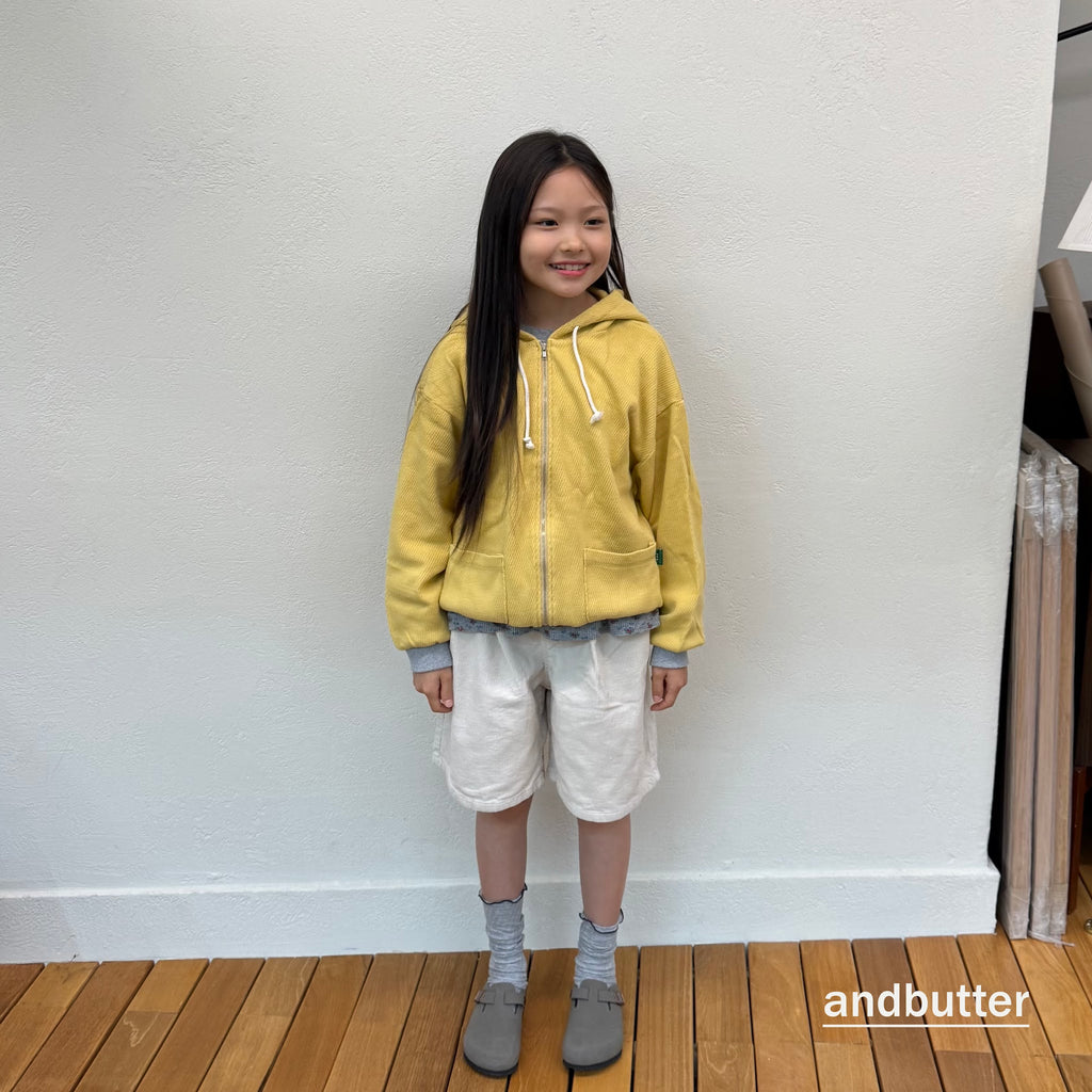 andbutter Heart Corduroy Shorts