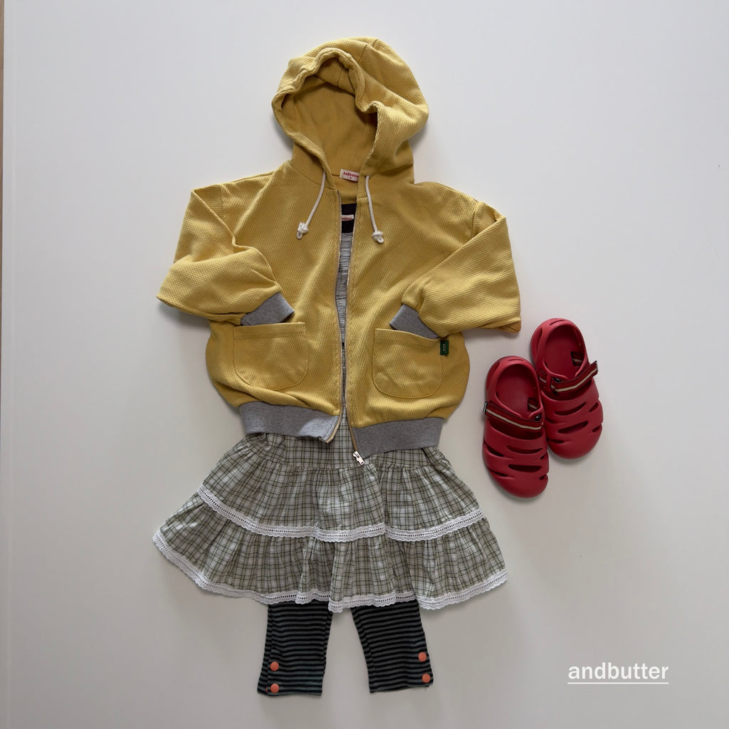 andbutter Pocket Zip-Up Hoodie