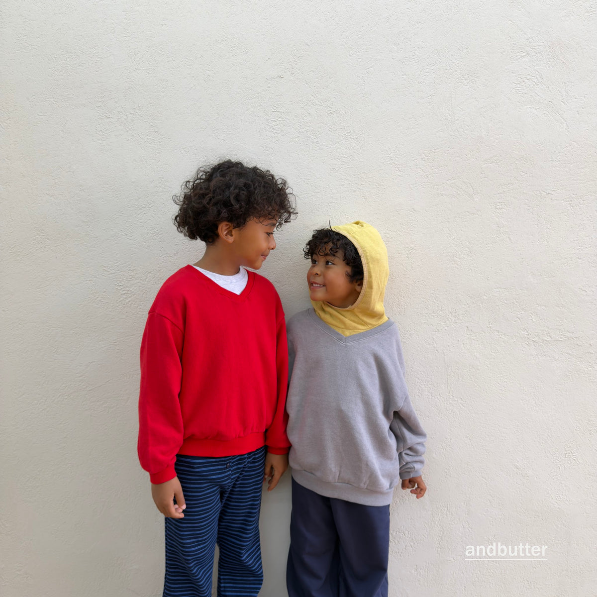 andbutter Soft V-Neck Sweatshirt