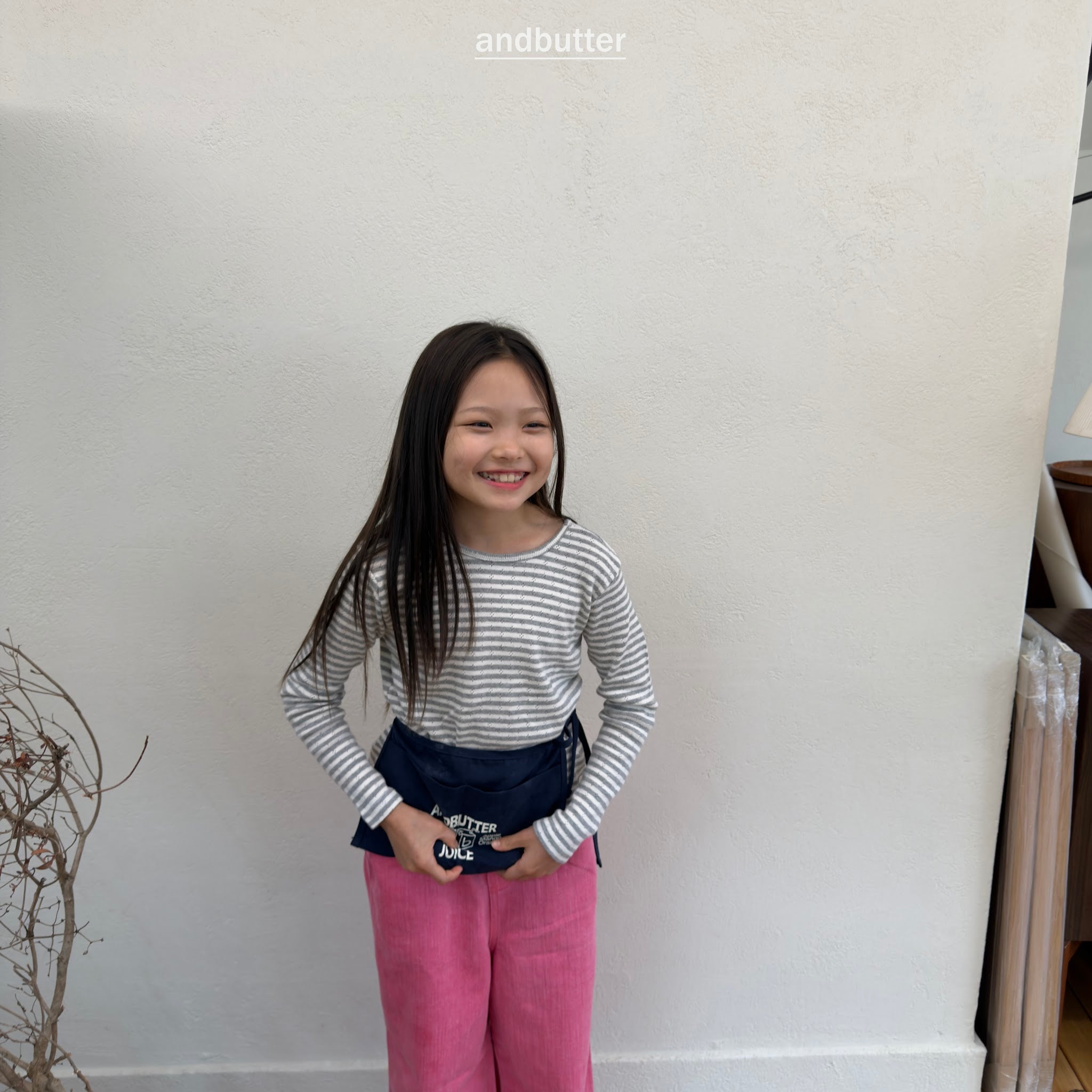 andbutter Tommy Point T-Shirt