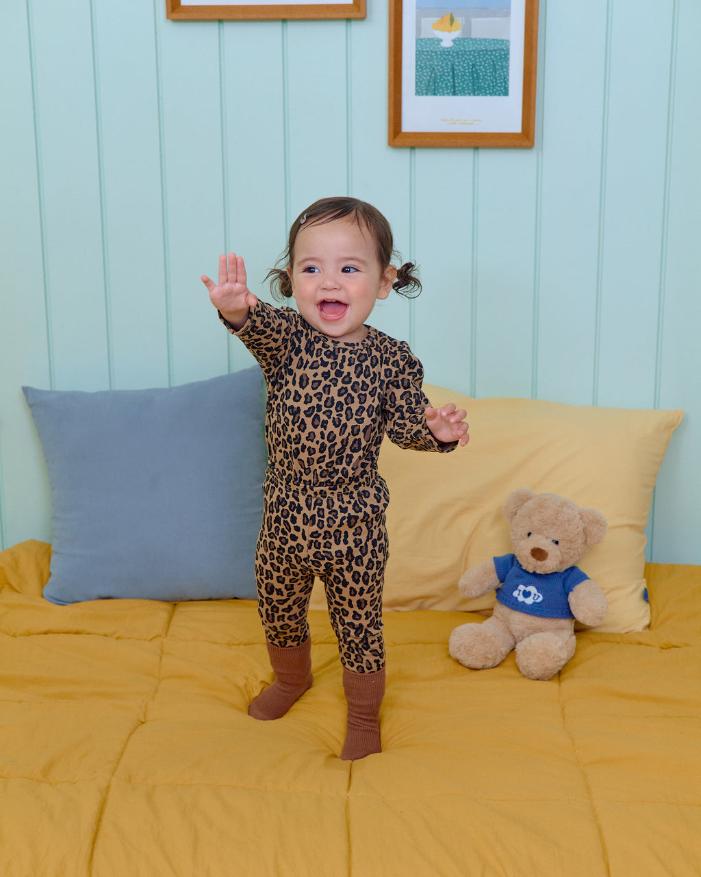 Oott Bebe Little Hoppy Loungewear