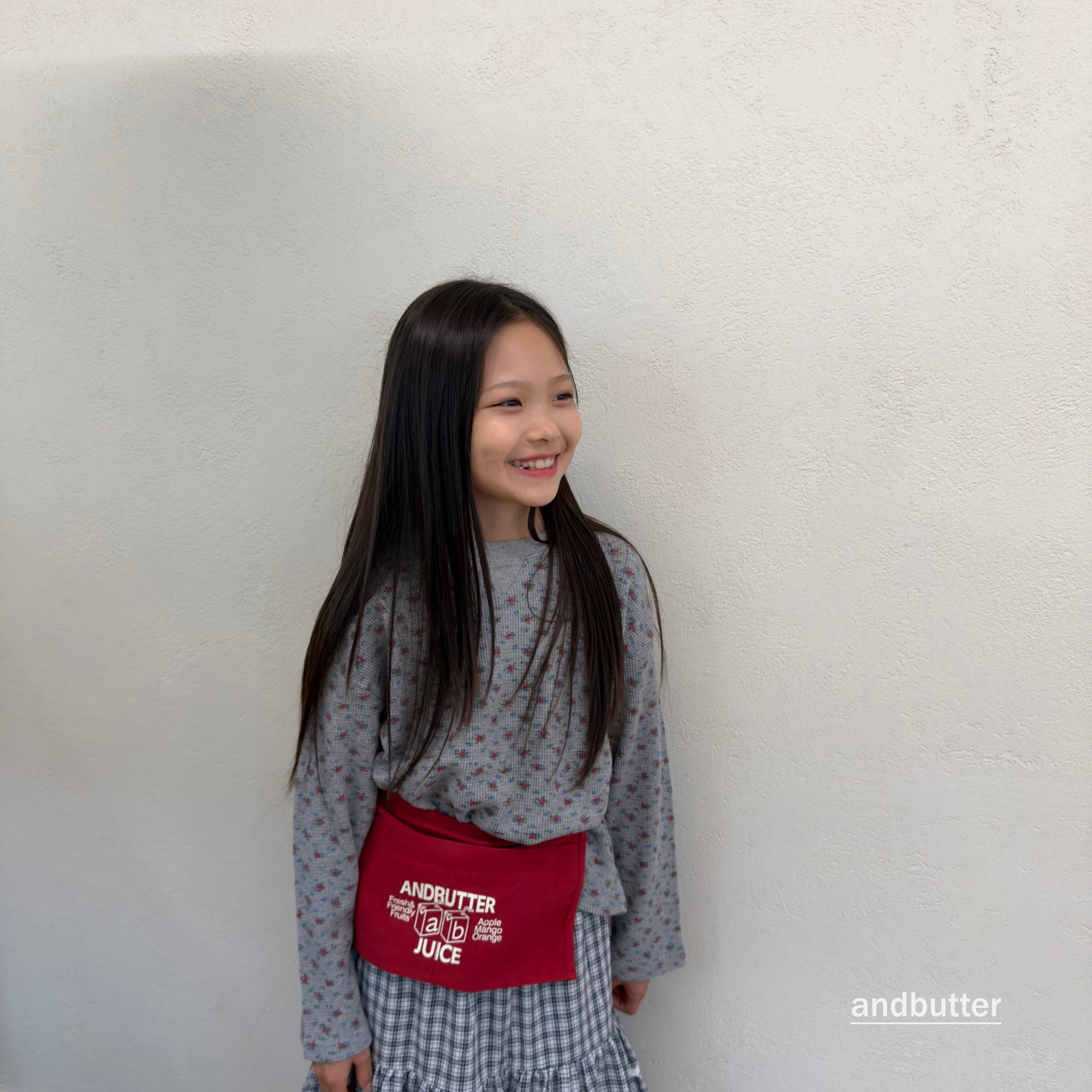 andbutter Cozy Flower T-Shirt
