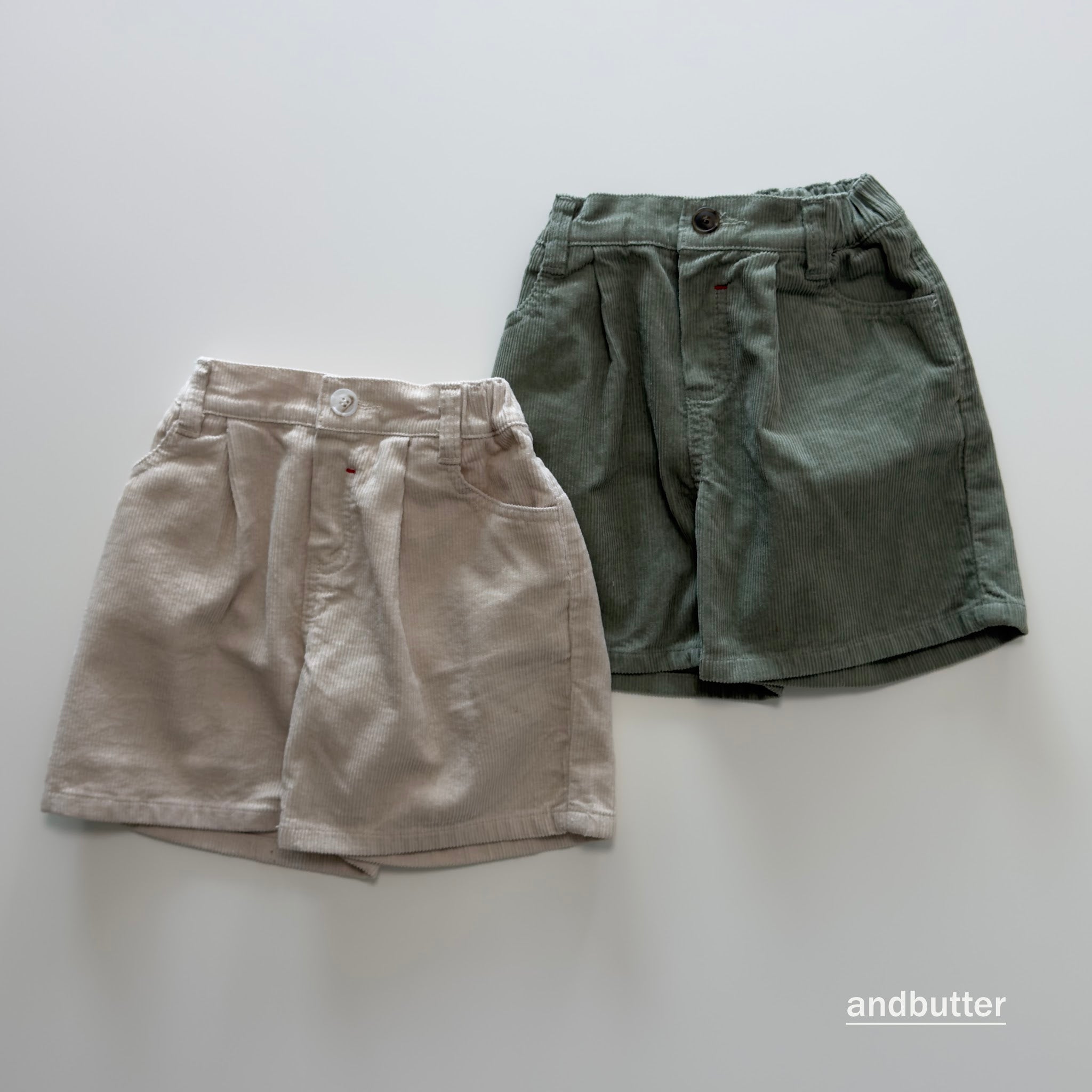 andbutter Heart Corduroy Shorts