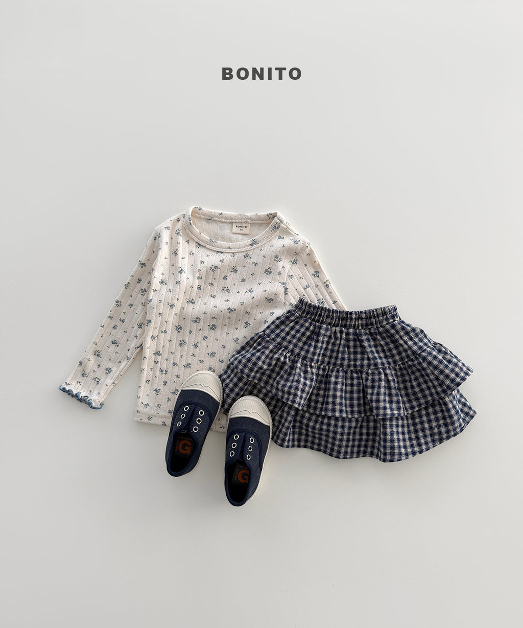 Eyelet Tee