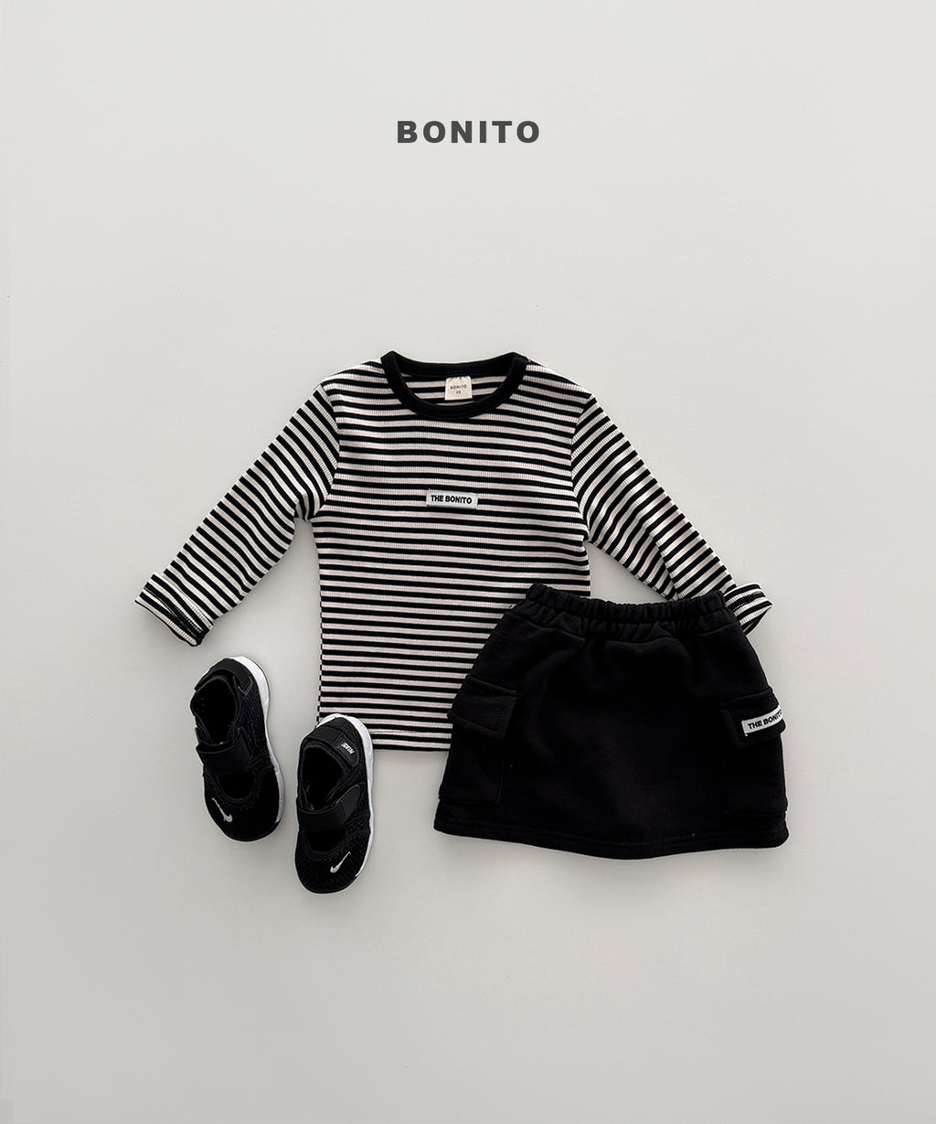 Series Ribbed Tee
