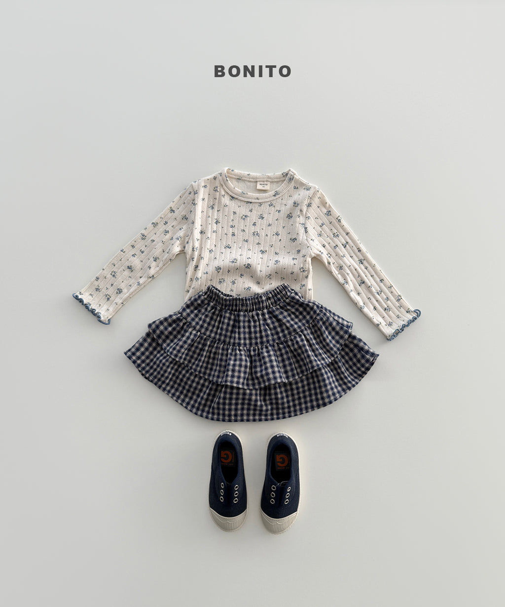 Eyelet Tee