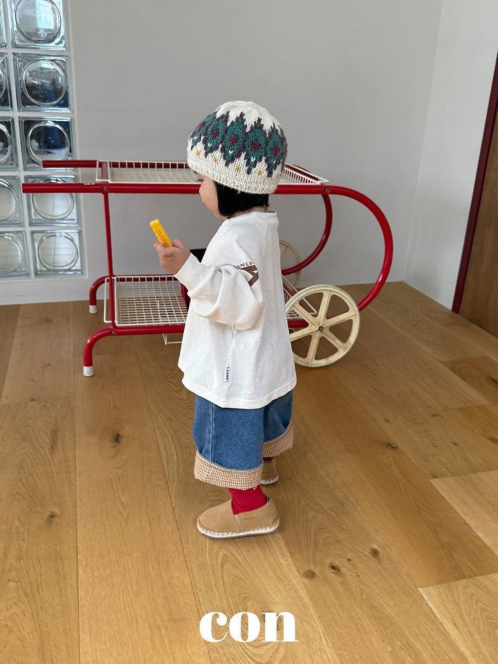 con wash roll-up denim