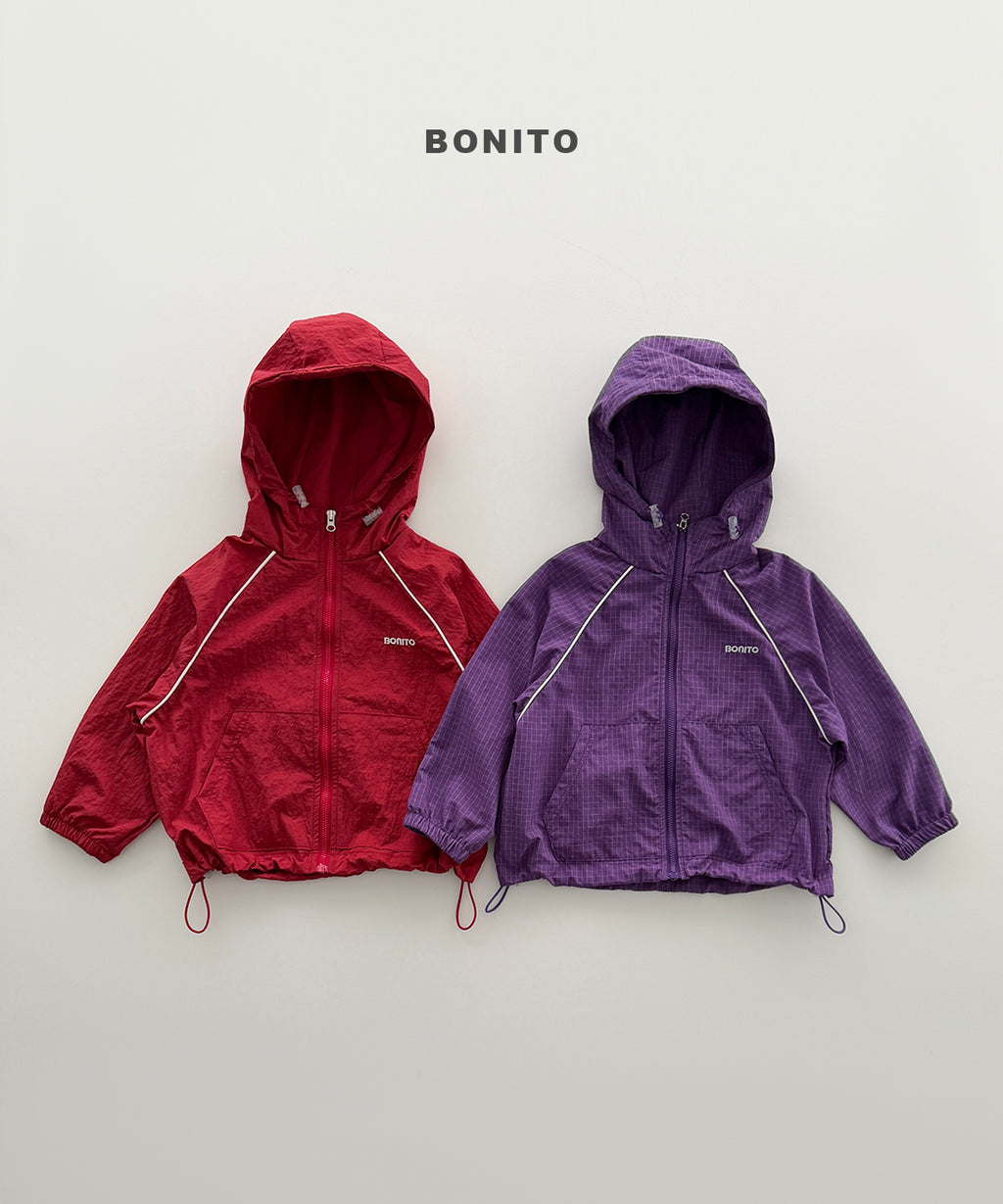 Check Piping Windbreaker