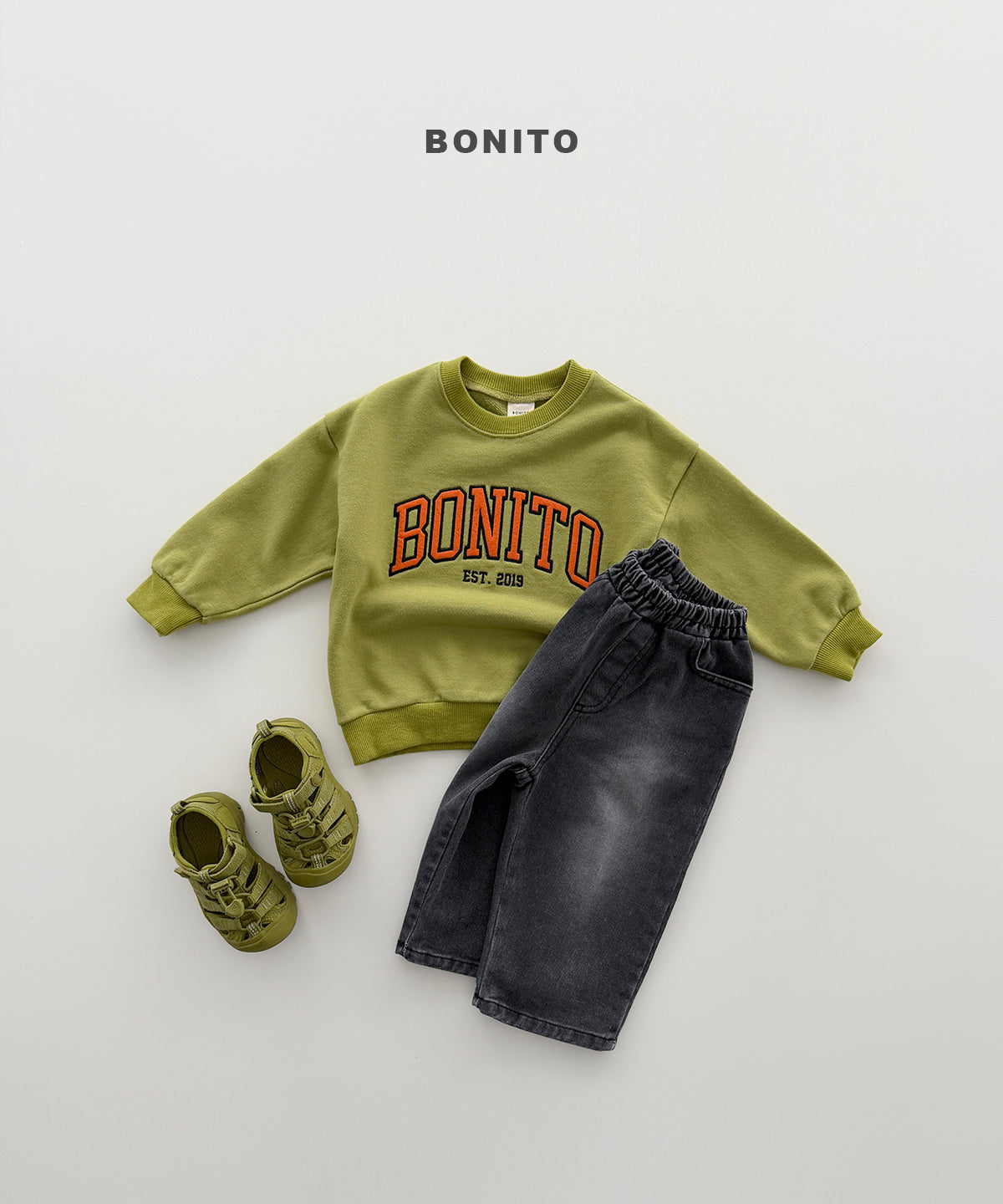 Bonito Patch Embroidery Sweatshirt