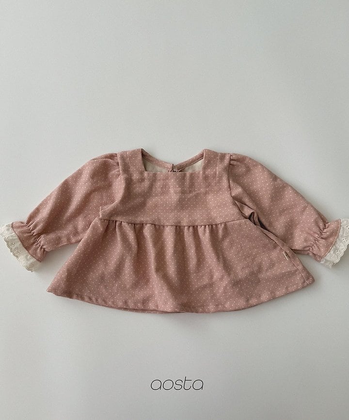 milk dot blouse