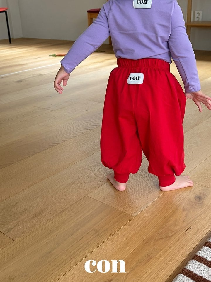 con volume jogger pants
