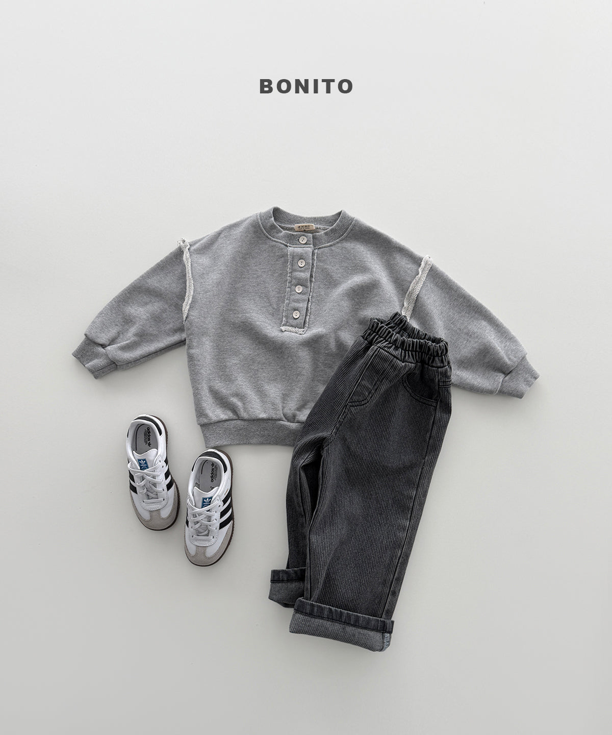 Deki Placket Sweatshirt
