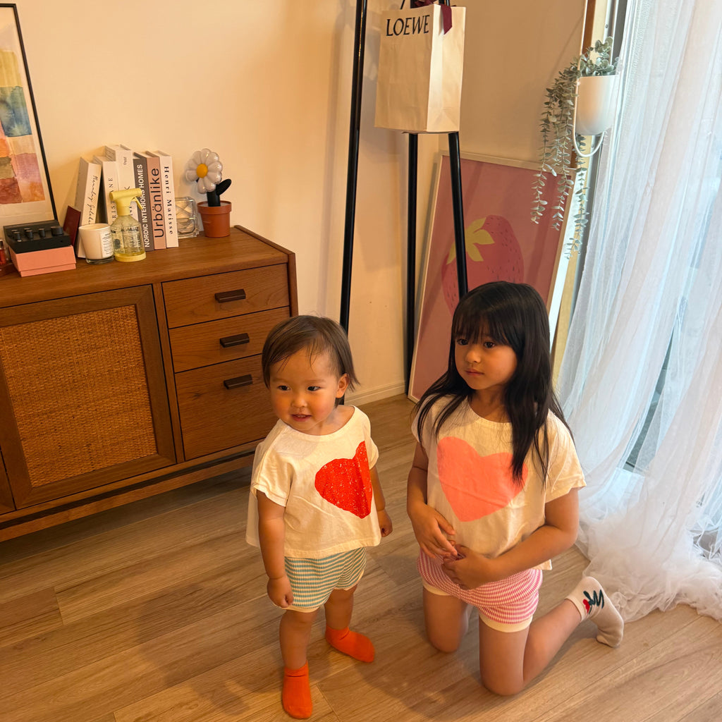 Heart tee