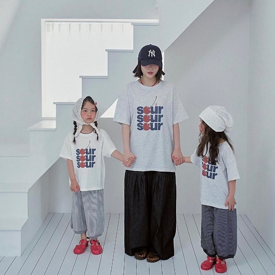 Essential print T