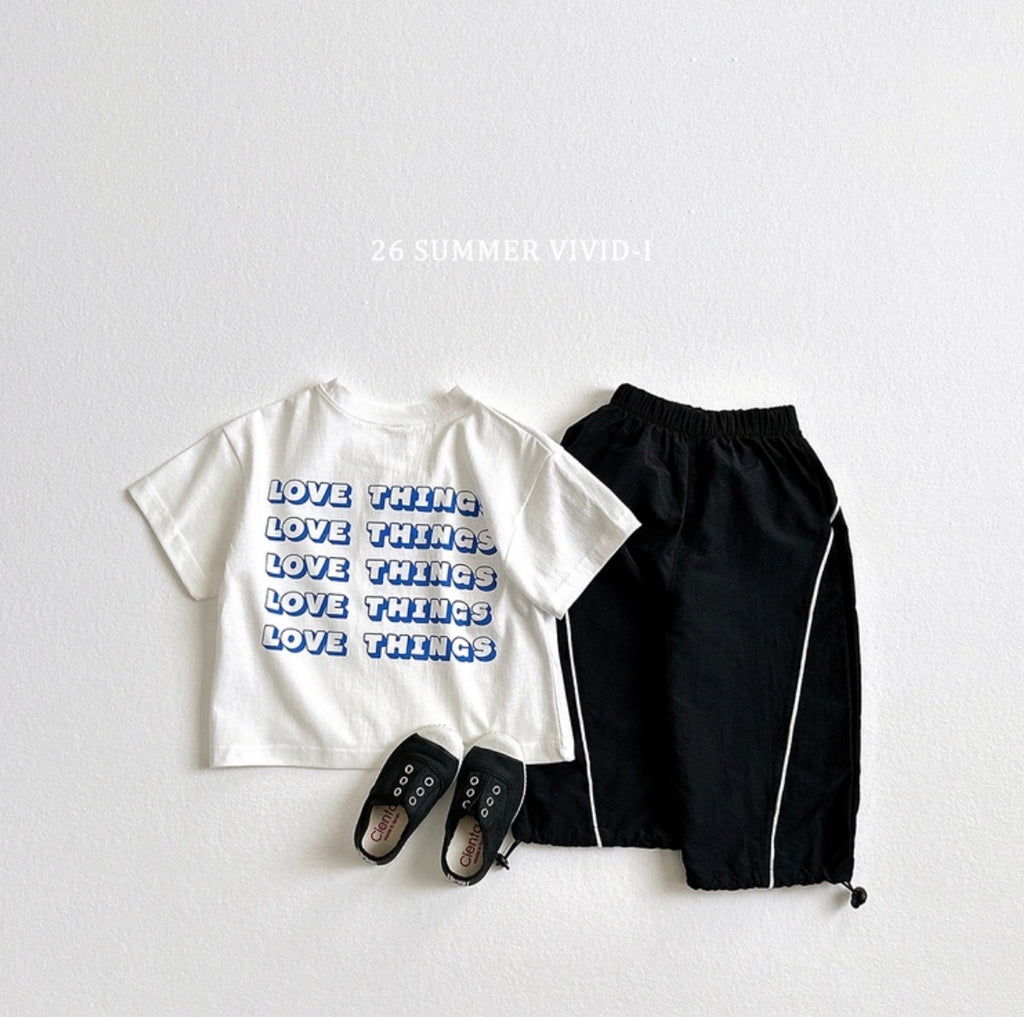Love things short-sleeve T-shirt