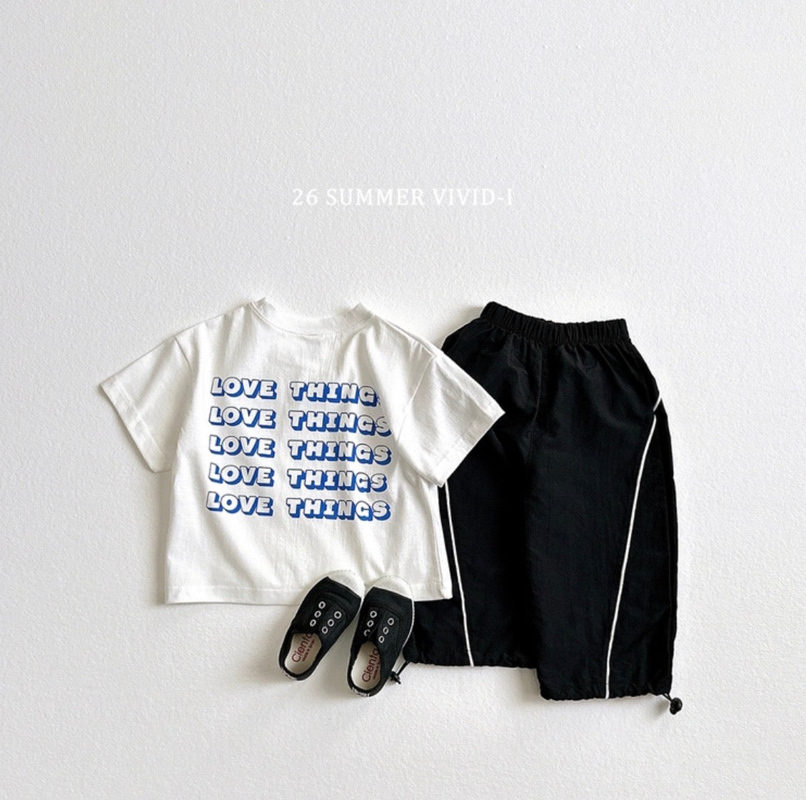 Love things short-sleeve T-shirt