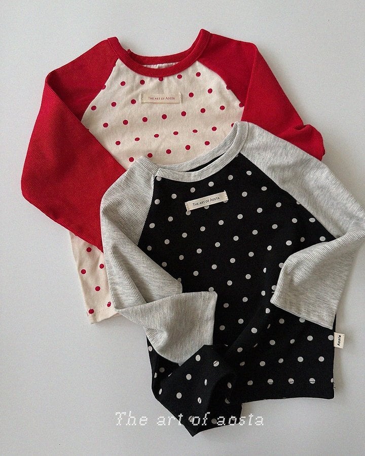 dot raglan T