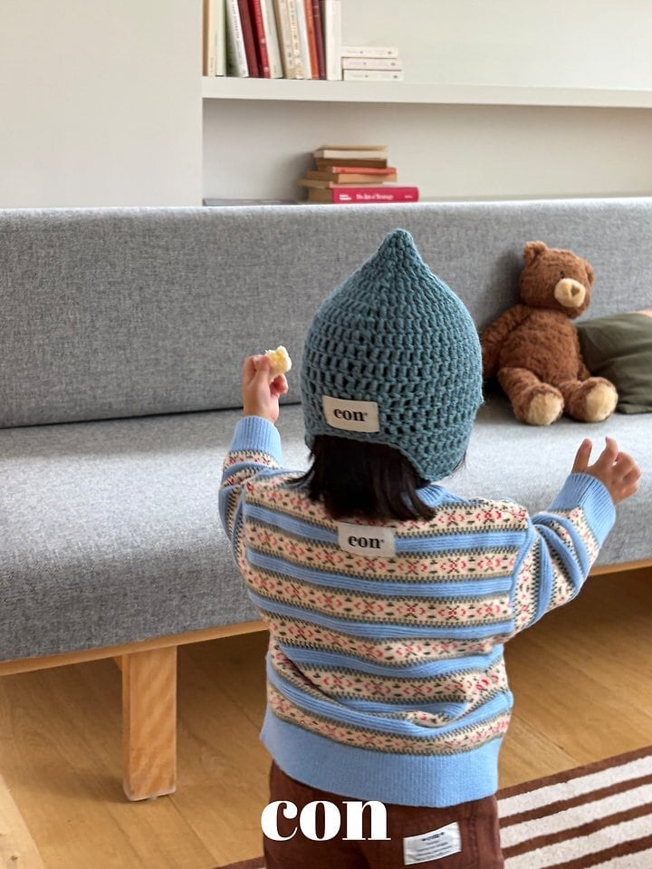 con nordic sweater