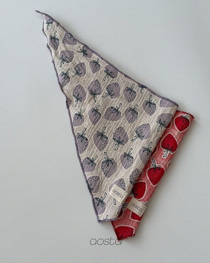 strawberry scarf