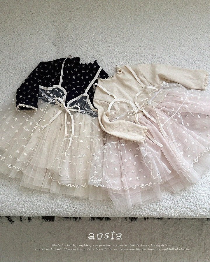 lace ribbon open dress