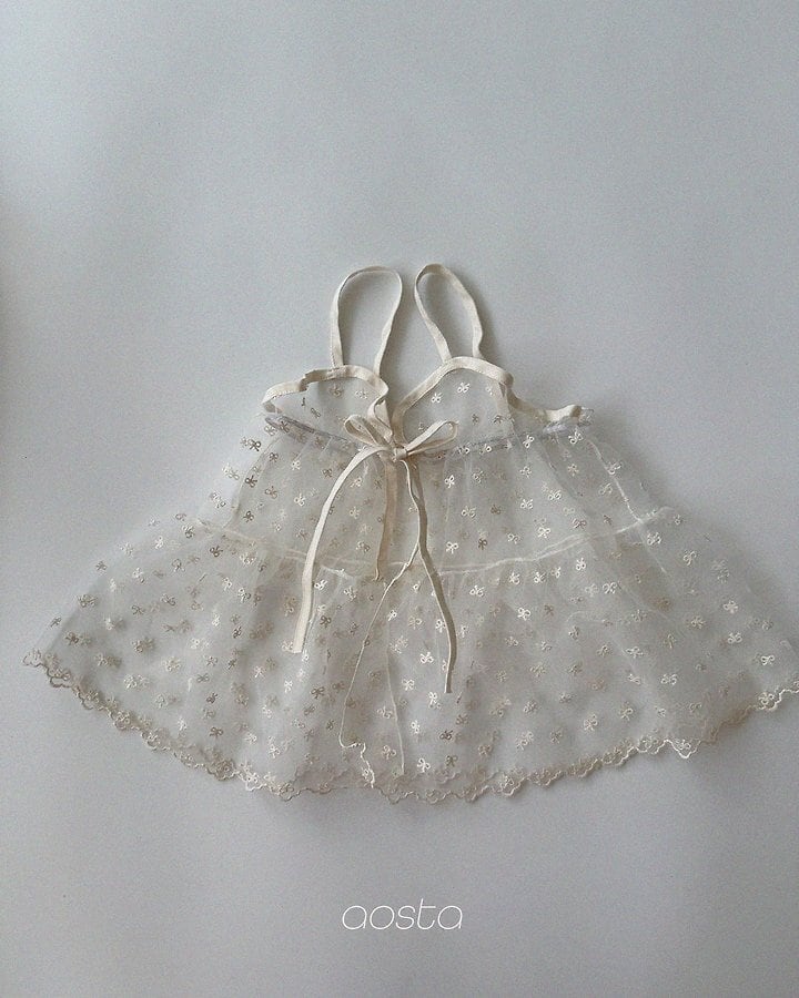 lace ribbon open dress