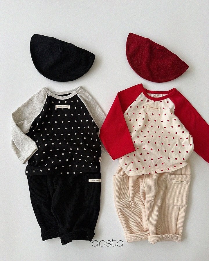 dot raglan T