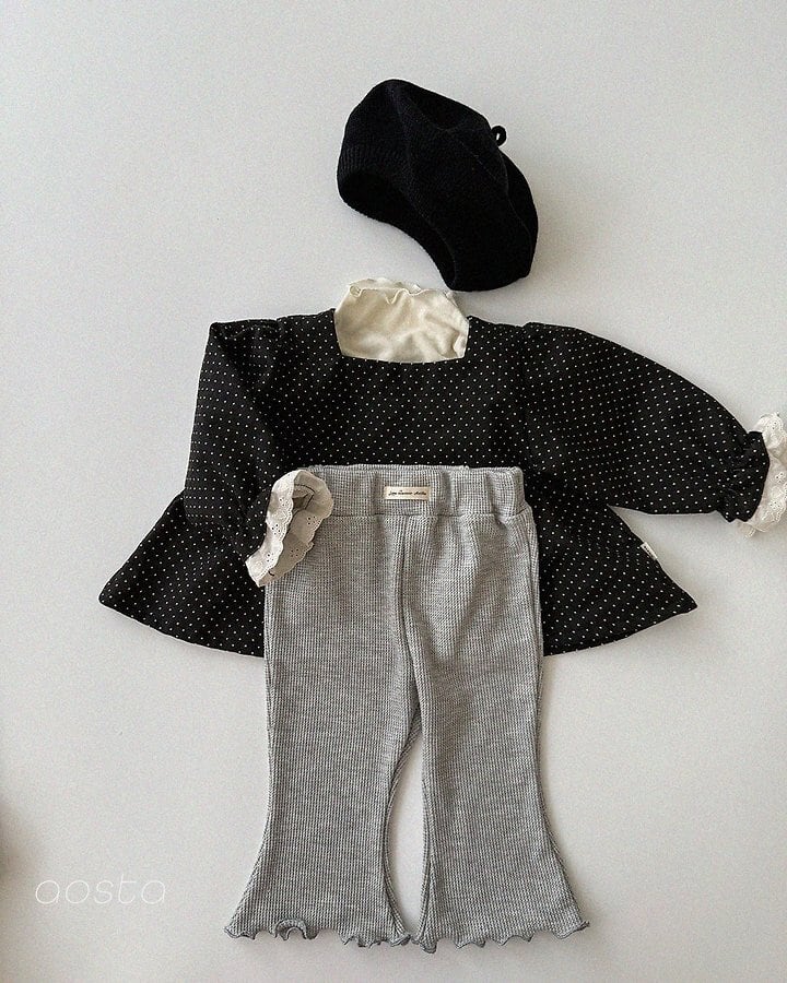 milk dot blouse