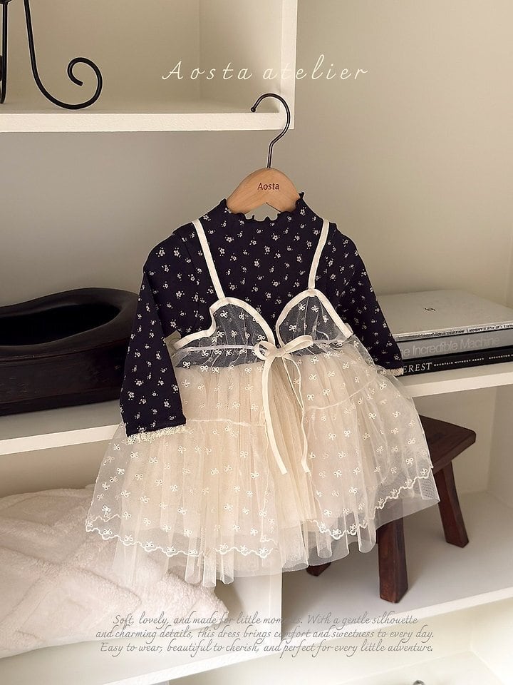 lace ribbon open dress