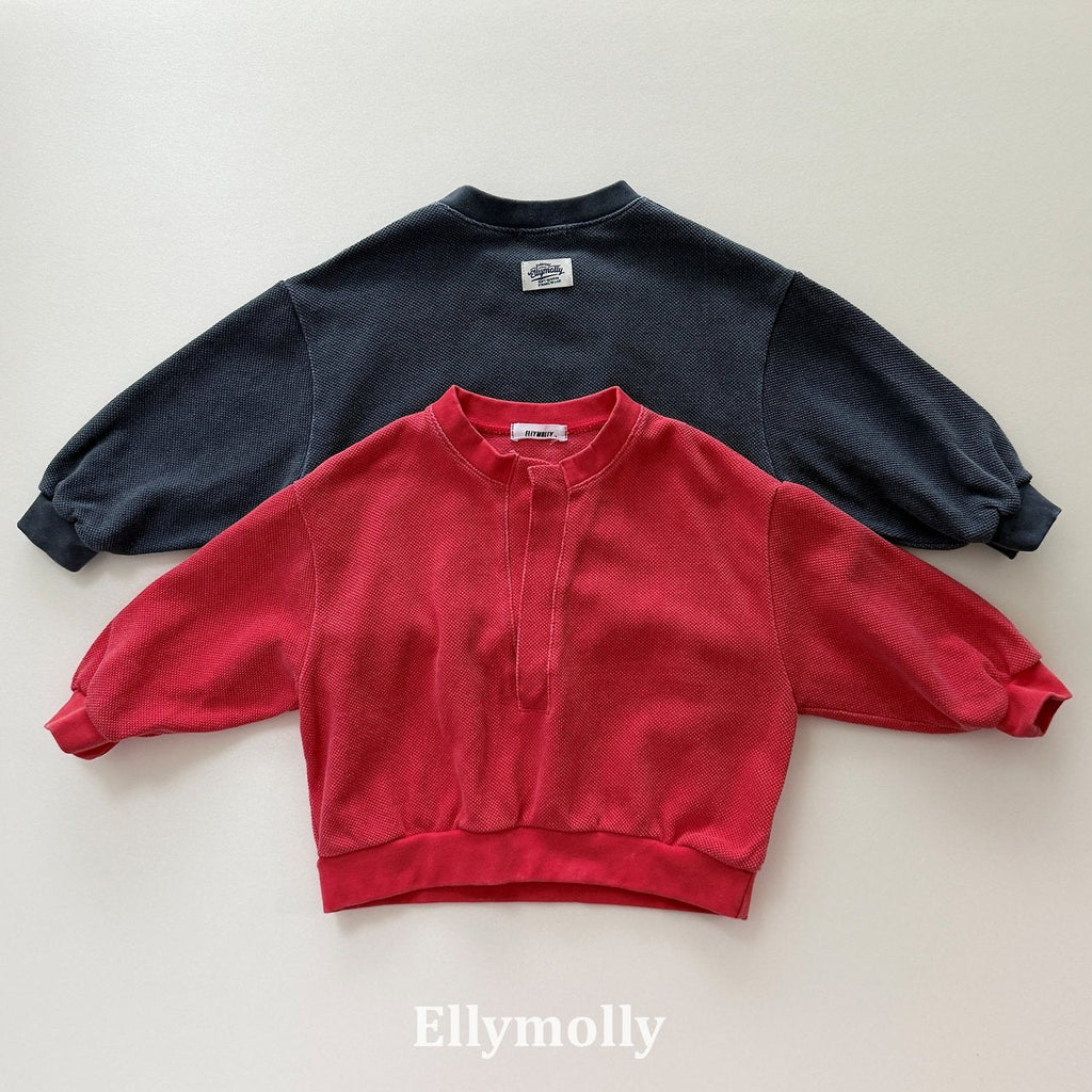 Elly Molly Slit Opening Sweatshirt